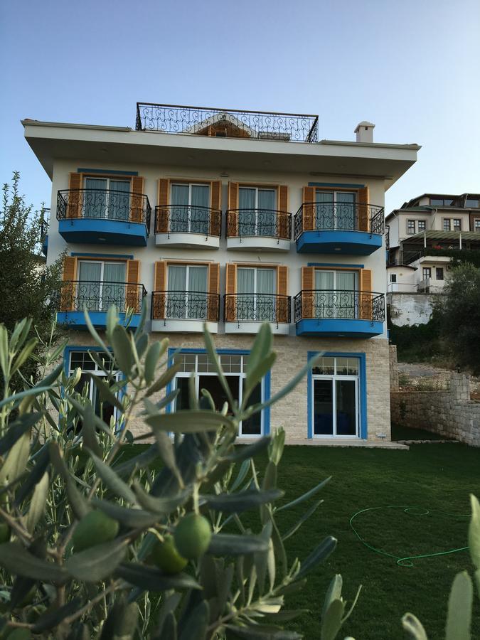 Clementin Suits Siğacık Kültér fotó