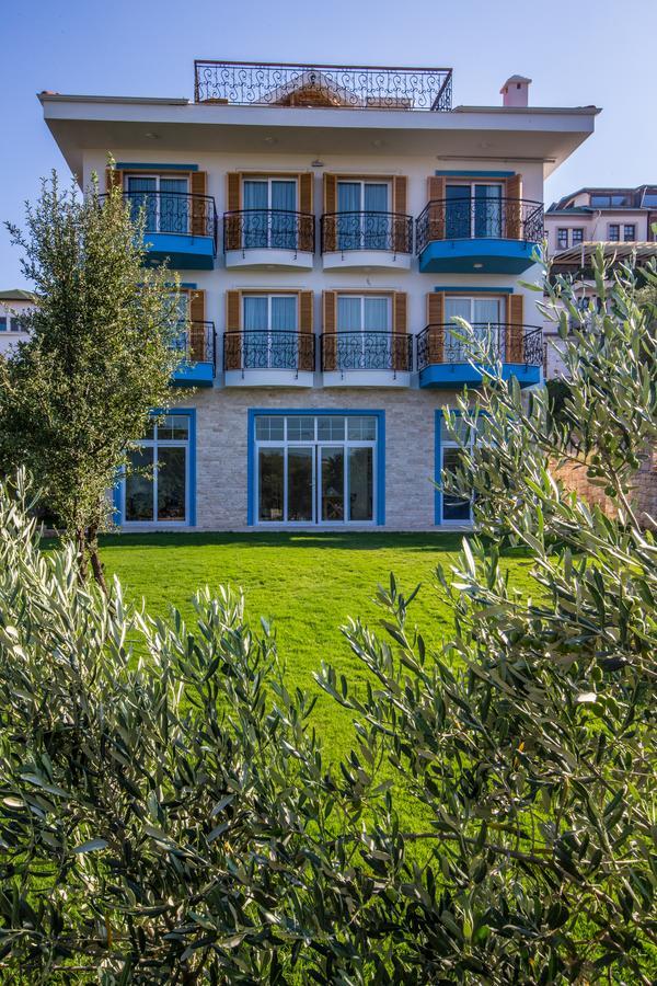 Clementin Suits Siğacık Kültér fotó